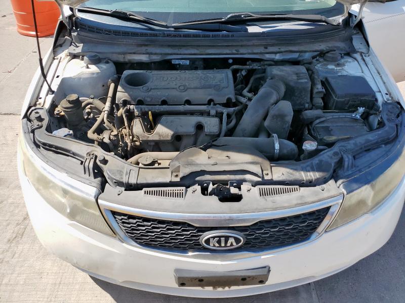 KNAFU4A29D5664258 - 2013 KIA FORTE EX 白色 照片 11