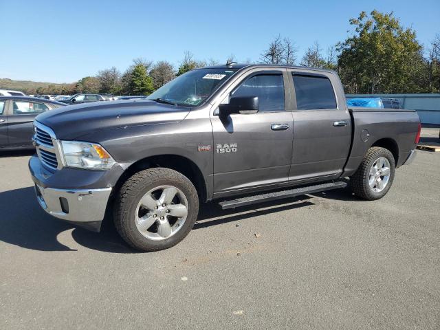 2016 RAM 1500 SLT, 