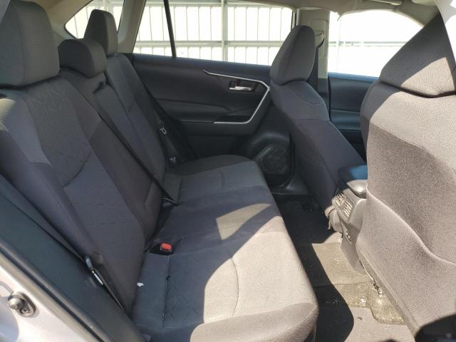 4T3RWRFV1MU037833 - 2021 TOYOTA RAV4 XLE SILVER photo 11