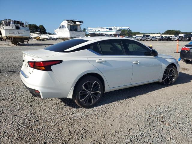 1N4BL4CW9PN354836 - 2023 NISSAN ALTIMA SR თეთრი ფოტო 3