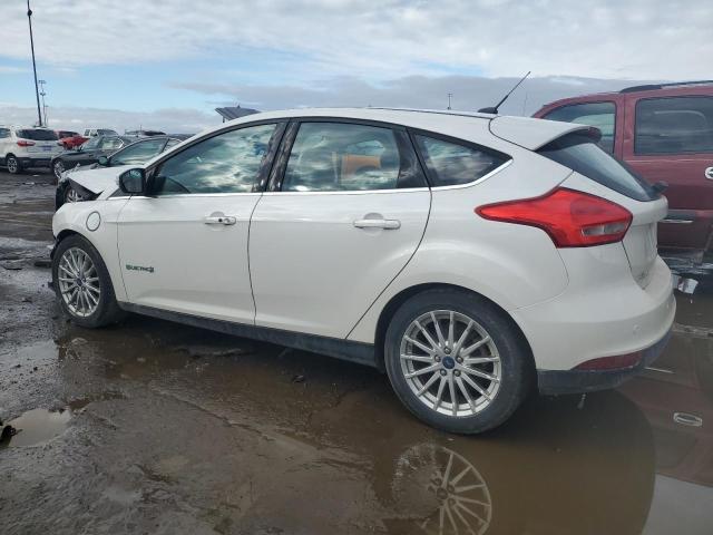 1FADP3R41GL257400 - 2016 FORD FOCUS BEV WHITE photo 2