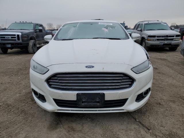 3FA6P0HD9FR112114 - 2015 FORD FUSION SE WHITE photo 5