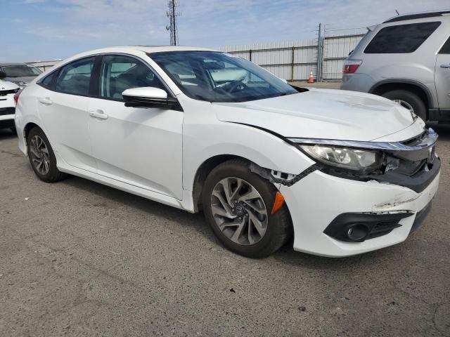 19XFC2F7XHE218726 - 2017 HONDA CIVIC EX WHITE photo 4