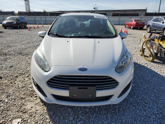 3FADP4EE7GM104278 - 2016 FORD FIESTA SE 白色 照片 5