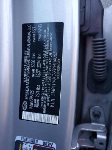 5NPLP4AGXPH114063 - 2023 HYUNDAI ELANTRA LIMITED SILVER photo 12