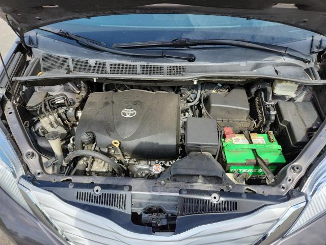 5TDYZ3DC6HS782697 - 2017 TOYOTA SIENNA XLE 灰色 照片 11