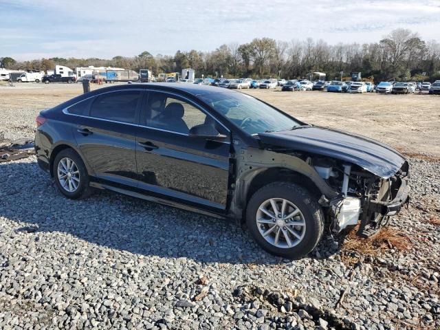 5NPE24AFXJH615010 - 2018 HYUNDAI SONATA SE BLACK photo 4