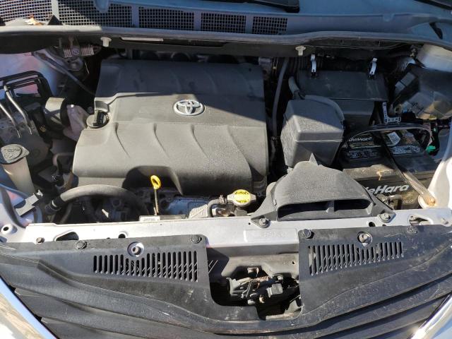 5TDKK3DC7CS198330 - 2012 TOYOTA SIENNA LE Արծաթագույն լուսանկար 12