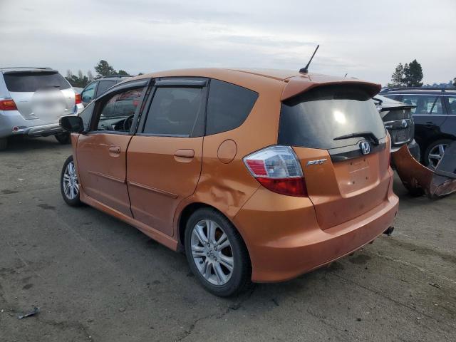 JHMGE8H5XBC013000 - 2011 HONDA FIT SPORT ORANGE photo 2