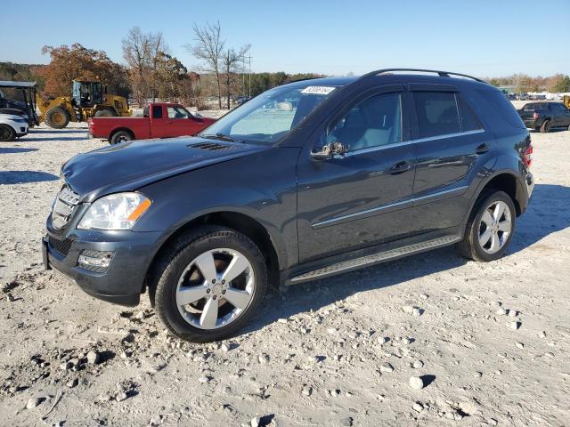 4JGBB8GB4BA746730 - 2011 MERCEDES-BENZ ML 350 4MATIC BLUE photo 1