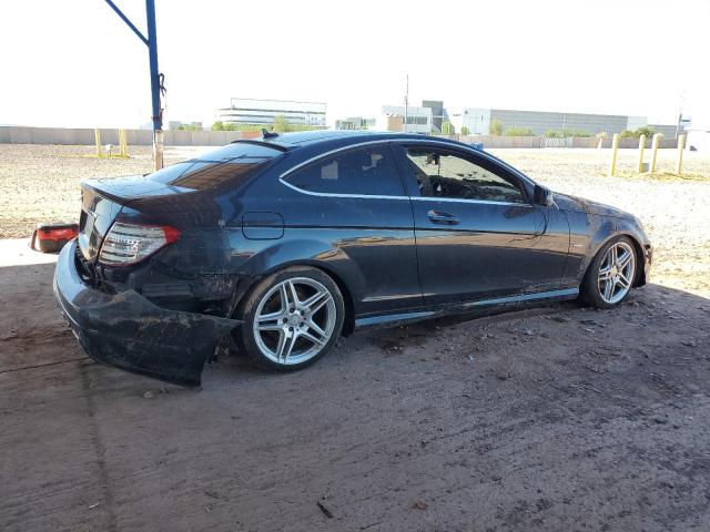 WDDGJ4HB3CF880840 - 2012 MERCEDES-BENZ C 250 GRAY photo 3