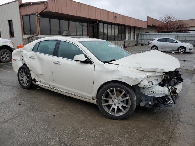 1G1ZG5E72CF325099 - 2012 CHEVROLET MALIBU LTZ WHITE photo 4