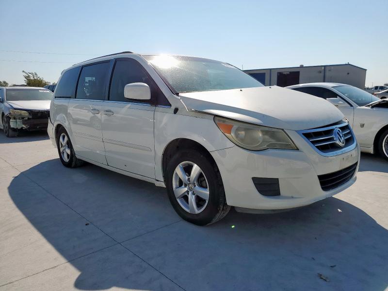 2V8HW34189R586041 - 2009 VOLKSWAGEN ROUTAN SE أبيض صورة 4