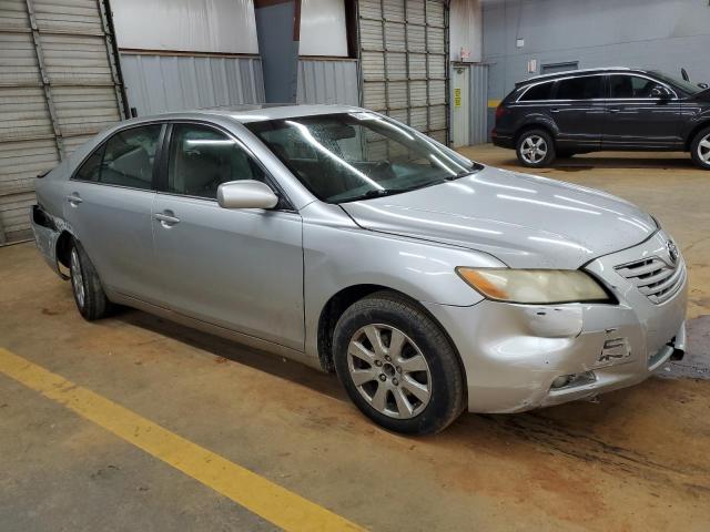 JTNBE46KX73013806 - 2007 TOYOTA CAMRY CE ვერცხლისფერი ფოტო 4