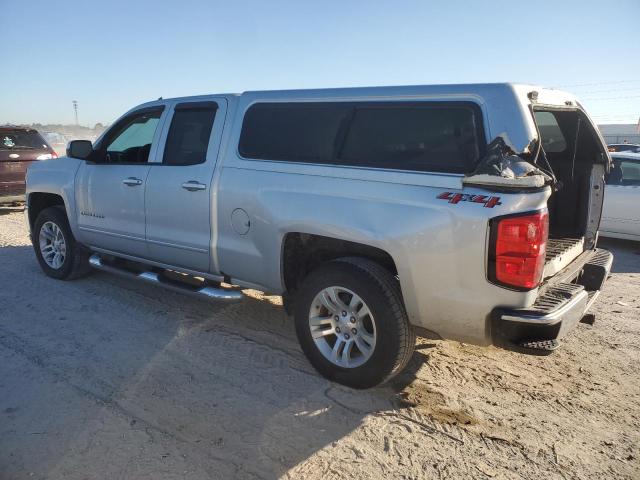 1GCVKRECXJZ336386 - 2018 CHEVROLET SILVERADO K1500 LT SILVER photo 2