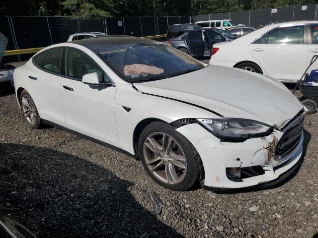 5YJSA1DPXDFP17466 - 2013 TESLA MODEL S Biały zdjęcie 4