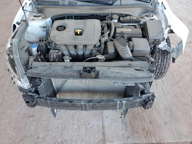 3KPF24AD4ME296599 - 2021 KIA FORTE FE WHITE photo 11