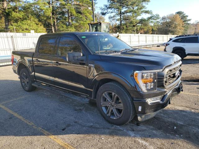 1FTEW1C55PFB83923 - 2023 FORD F150 SUPERCREW BLACK photo 4