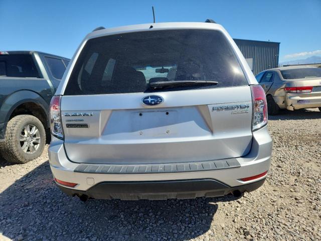 JF2SHADC7BH714032 - 2011 SUBA FORESTER 2.5X PREMIUM SILVER photo 6