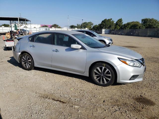 1N4AL3AP9HC210766 - 2017 NISSAN ALTIMA 2.5 SILVER photo 4