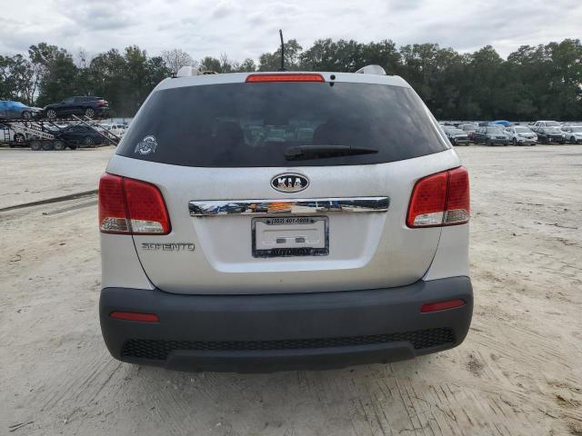 5XYKT4A2XDG403751 - 2013 KIA SORENTO LX SILVER photo 6