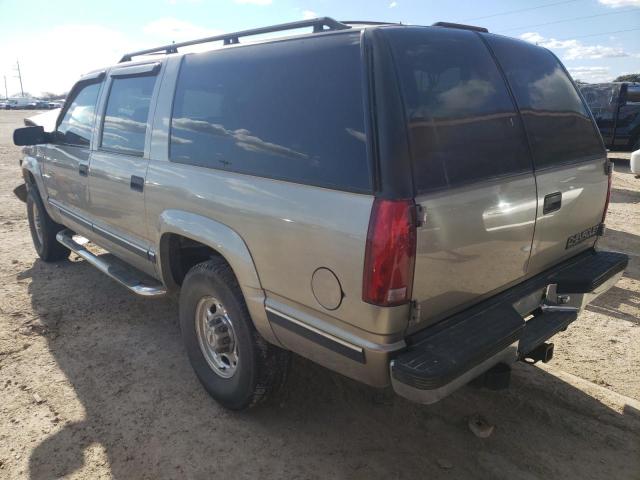 3GNGK26R2XG106506 - 1999 CHEVROLET SUBURBAN K2500 GRAY photo 2