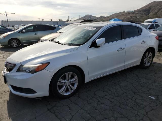 19VDE1F36DE020771 - 2013 ACURA ILX 20 WHITE photo 1