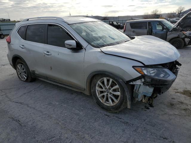 KNMAT2MT0HP544948 - 2017 NISSAN ROGUE S SILVER photo 4