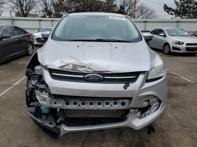 1FMCU9GX7EUA45991 - 2014 FORD ESCAPE SE SILVER photo 5