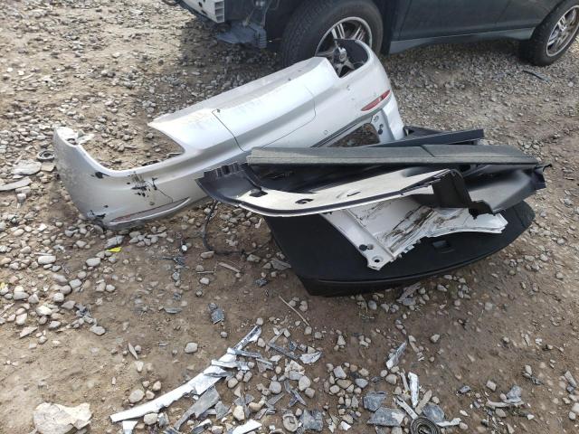 5GAEVCKW9JJ284395 - 2018 BUICK ENCLAVE AVENIR WHITE photo 13