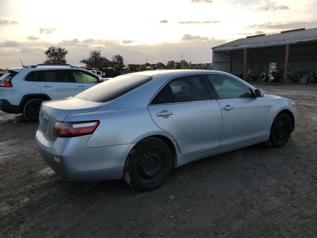 4T1BE46KX7U508873 - 2007 TOYOTA CAMRY CE SILVER photo 3