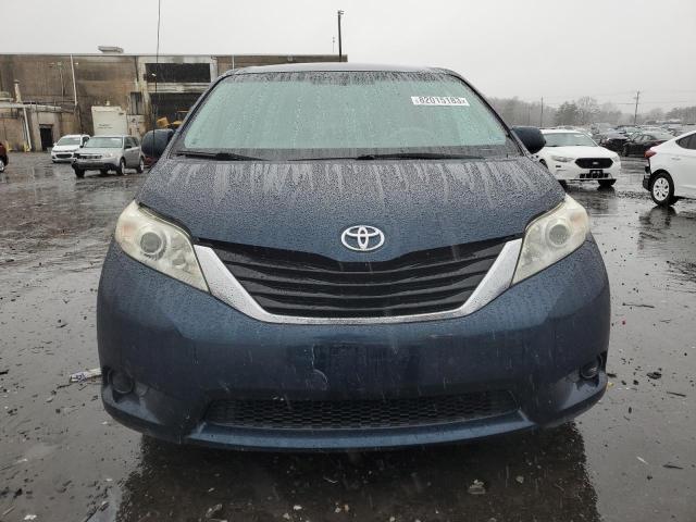 5TDKK3DC6BS139025 - 2011 TOYOTA SIENNA LE BLUE photo 5