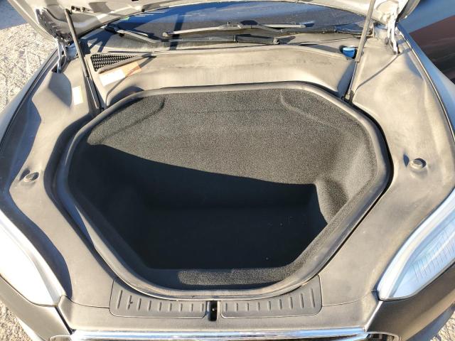 5YJSA1E27GF129032 - 2016 TESLA MODEL S SILVER photo 11