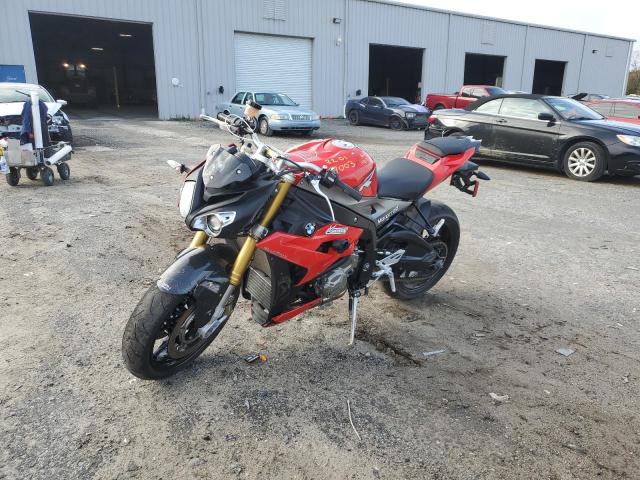 WB10D1204GZ696632 - 2016 BMW S 1000 R RED photo 2