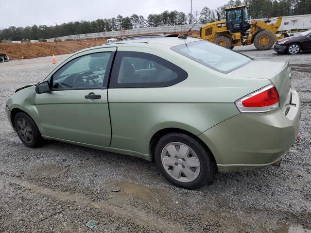 1FAHP32N28W220344 - 2008 FORD FOCUS S/SE GREEN photo 2