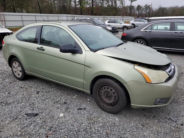 1FAHP32N28W220344 - 2008 FORD FOCUS S/SE GREEN photo 4