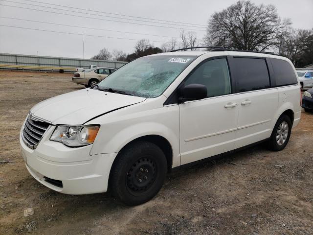 2A4RR4DE1AR151537 - 2010 CHRYSLER TOWN & COU LX WHITE photo 1