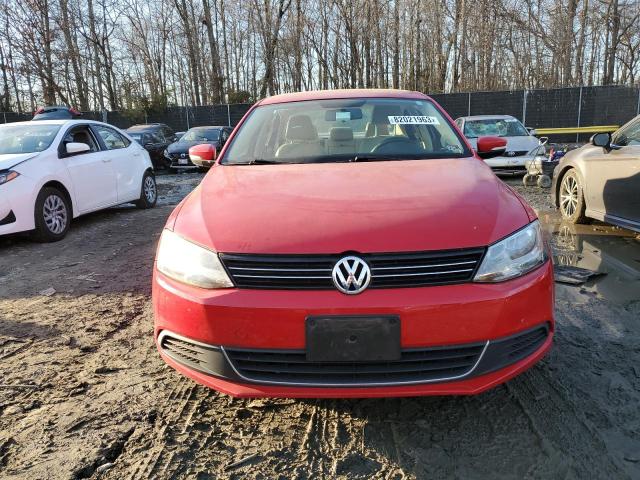 3VWDP7AJ8DM375101 - 2013 VOLKSWAGEN JETTA SE RED photo 5