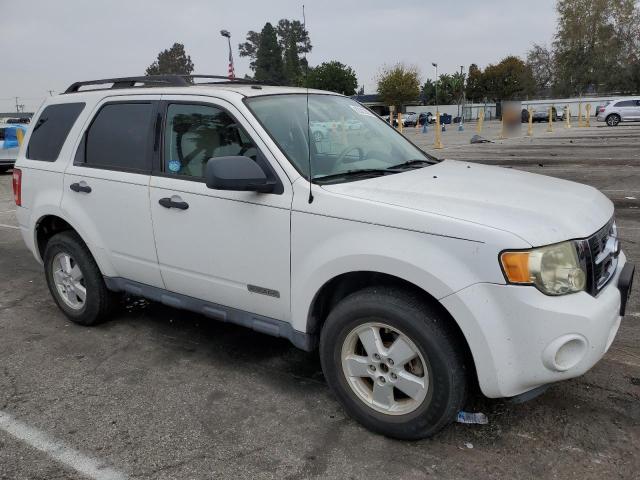 1FMCU03ZX8KE21750 - 2008 FORD ESCAPE XLT WHITE photo 4