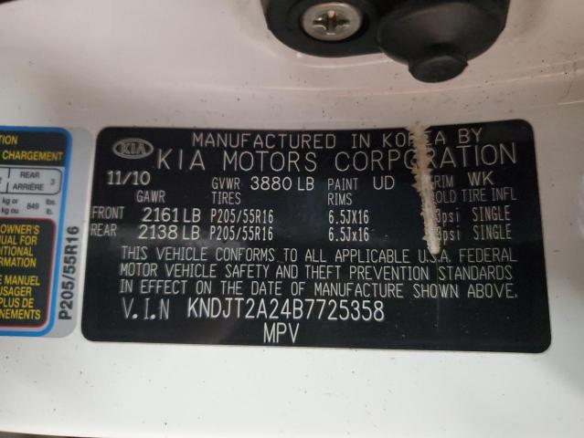 KNDJT2A24B7725358 - 2011 KIA SOUL + WHITE photo 13