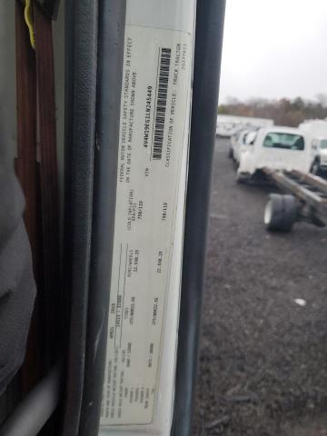 4V4W19EG1LN245449 - 2020 VOLVO VNR WHITE photo 10