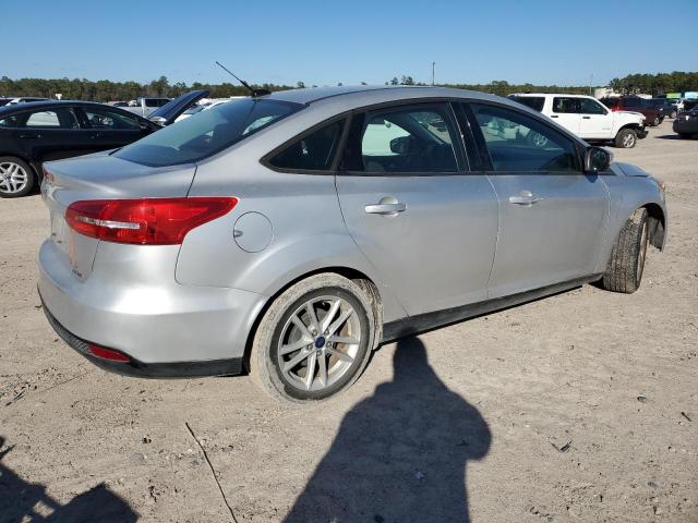 1FADP3F21FL206349 - 2015 FORD FOCUS SE SILVER photo 3