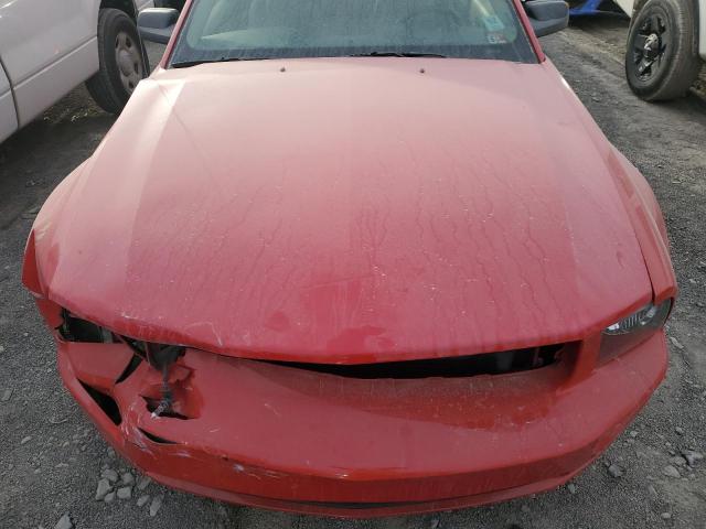 1ZVFT82H155223819 - 2005 FORD MUSTANG GT RED photo 11