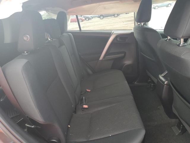 2T3ZFREV7HW350361 - 2017 TOYOTA RAV4 LE GRAY photo 11