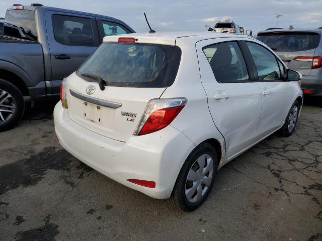 VNKKTUD31EA000867 - 2014 TOYOTA YARIS WHITE photo 3