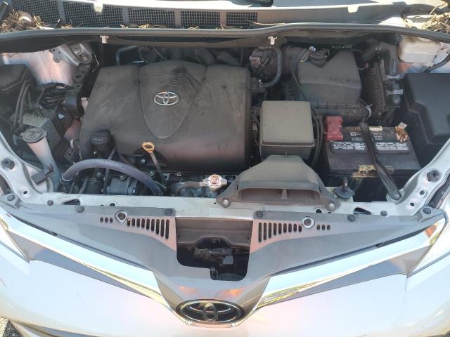 5TDDZ3DC5LS242944 - 2020 TOYOTA SIENNA XLE 银色 照片 12