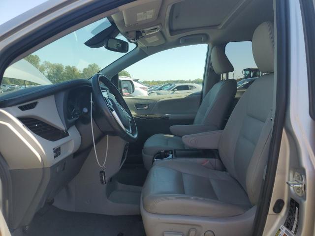 5TDDZ3DC5LS242944 - 2020 TOYOTA SIENNA XLE 银色 照片 7