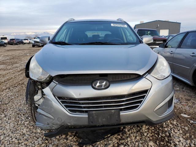 KM8JU3AC9AU109808 - 2010 HYUNDAI TUCSON GLS SILVER photo 5