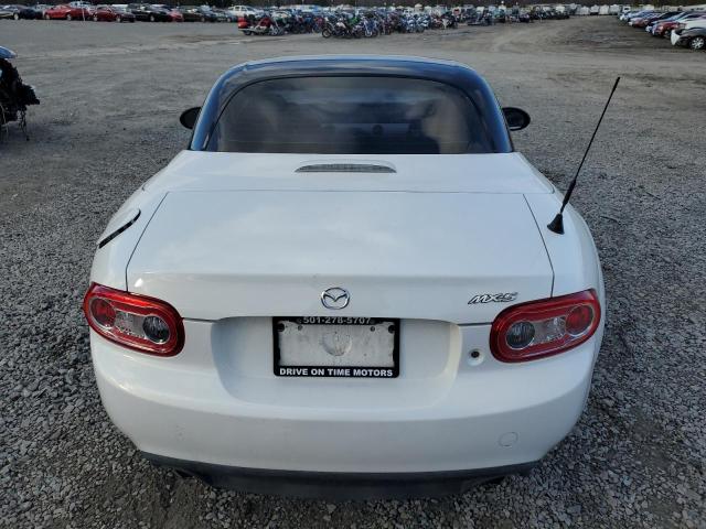 JM1NC2MF7D0230048 - 2013 MAZDA MX-5 MIATA CLUB WHITE photo 6