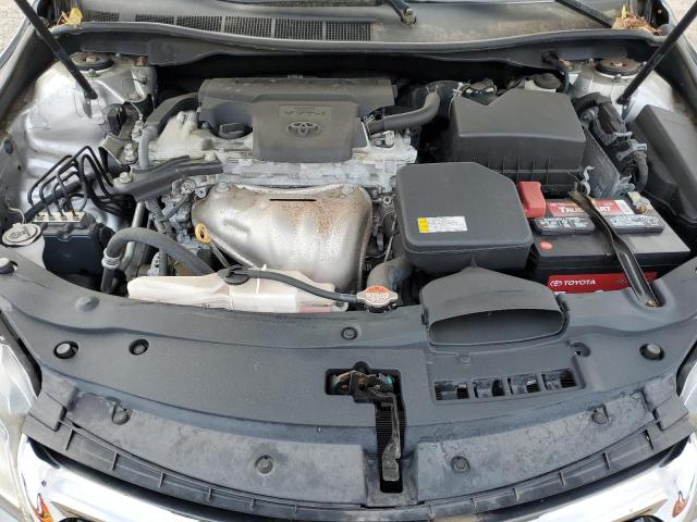 4T1BF1FK8GU156405 - 2016 TOYOTA CAMRY LE SILVER photo 11